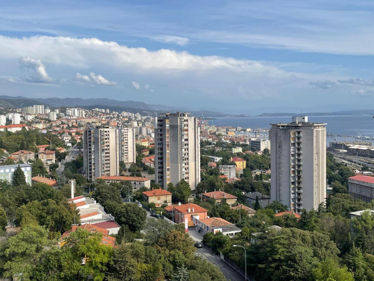 Apartment With Amazing City View Rijeka Bagian luar foto